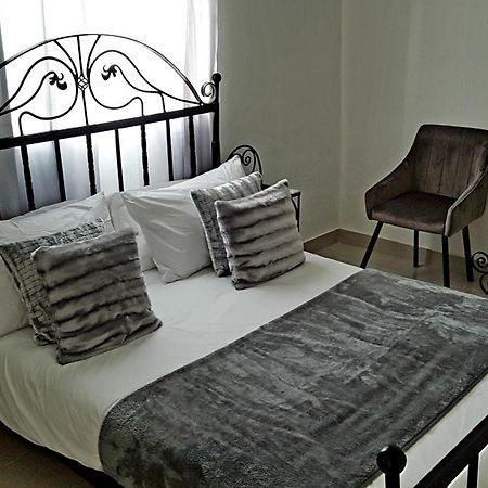Appartement Makepe Bm 2 Дуала Екстериор снимка
