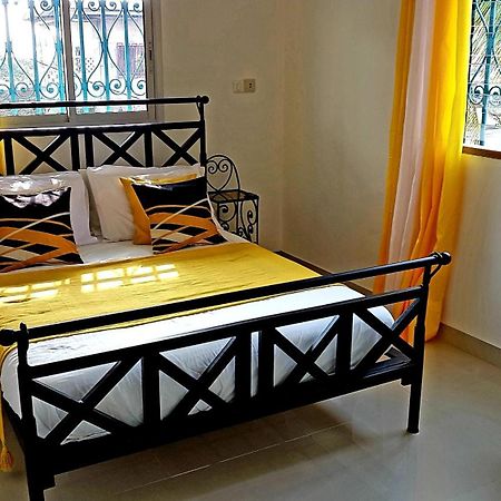 Appartement Makepe Bm 2 Дуала Екстериор снимка