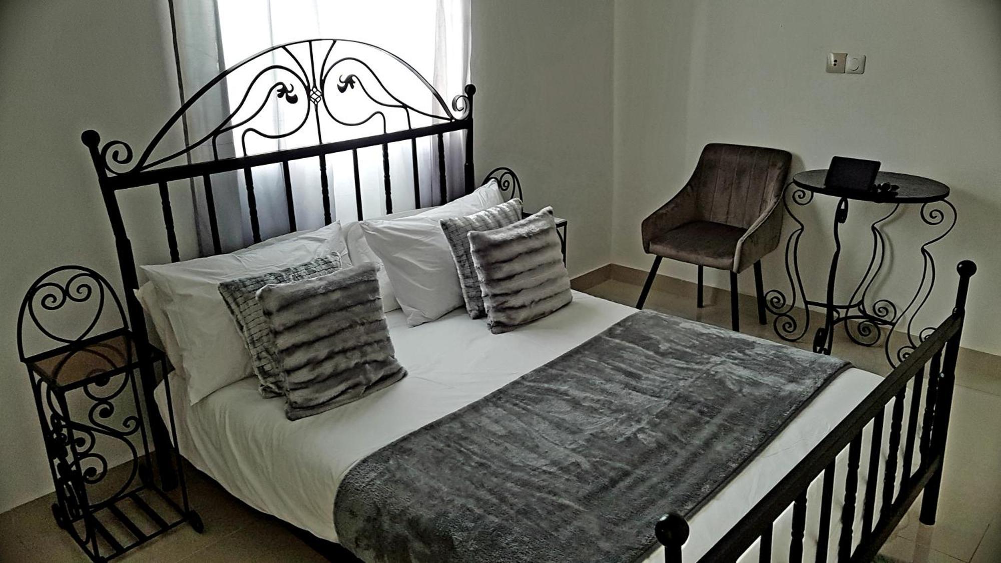 Appartement Makepe Bm 2 Дуала Екстериор снимка